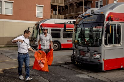 El alcalde se comprometió a implementar medidas para mejorar tanto la limpieza como la seguridad en las calles de la ciudad