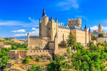 El alcázar de Segovia, también conocido como el hogar de la malvada de Blancanieves