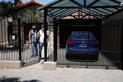 El allanamiento en la casa de Leopoldo Luque, en la Adrogué