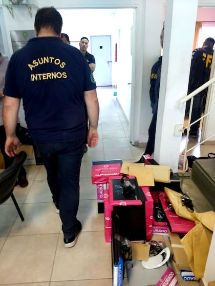 El allanamiento en la DDI Avellaneda
