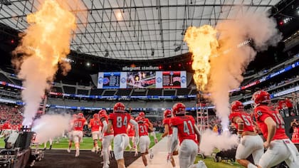 El Allegiant Stadium de Las Vegas será sede de una feria de empleo los días 20 y 21 de mayo, con oportunidades en diversas áreas operativas