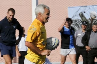 Un hombre y una idea revolucionaria que unió el rugby y la cárcel ahora se hizo serie