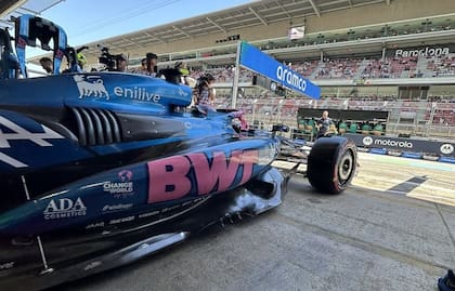 El Alpine de Colapinto tuvo problemas en el motor y al argentino se le frustró la primera tanda en Montmeló