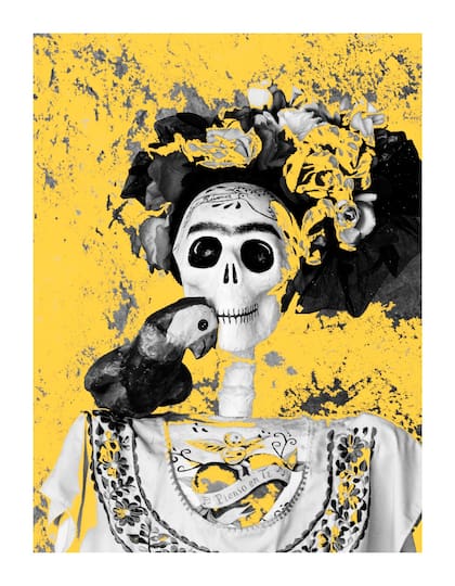 El amarillo, color del sol y de la divinidad, en una de las obras de Nora Lanzieri