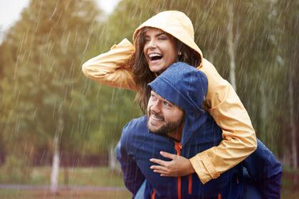 El amor por la pareja activa el cerebro de manera más intensa que el amor por los amigos