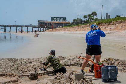 El ancla de metal en Florida fue enterrada por expertos para preservarla