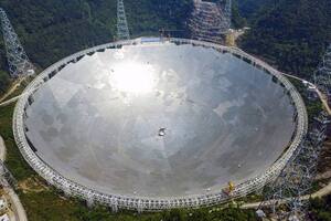 China inaugurará un inmenso radiotelescopio para detectar vida extraterrestre