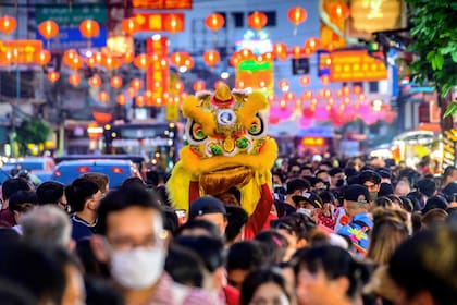 El Año Nuevo Chino es celebrado en todo el mundo por la comunidad de este país (En foto: el primer día del Año Nuevo Lunar en Bangkok, Tailandia)