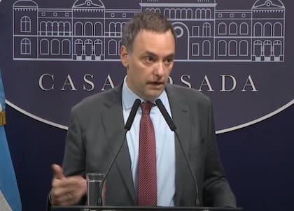 El anuncio sobre la disolución de la AFIP fue hecho por el vocero presidencial, Manuel Adorni, en una conferencia en la que no hubo preguntas