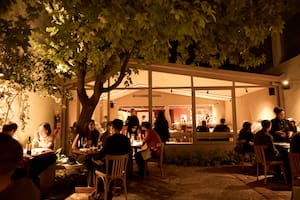 Un nuevo polo gastronómico se consolida en pleno barrio de casas bajas