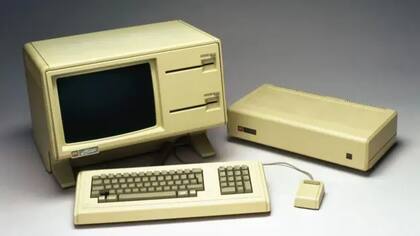 El Apple Lisa se lanzó en 1983 por casi US$10.000