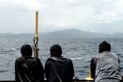 El Aquarius navegando rumbo a España