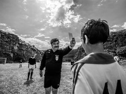 El árbitro Mureno (Francesco Pannofino)