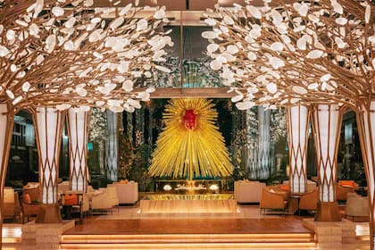 El árbol del Mandarin Oriental en Dubai