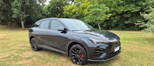 Llega un nuevo auto chino a la Argentina que quiere posicionarse en el mercado premium