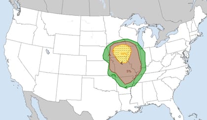 El área con riesgo de tornados fuertes se extiende desde Iowa hasta el norte de Arkansas