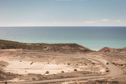 El área protegida queda a orillas del mar, al norte de Comodoro Rivadavia.