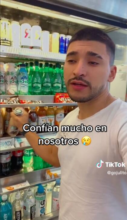 El argentino dijo que los clientes tienen que pagar por sí mismos sus productos, sin ayuda de ningún empleado