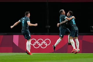 ¿Cuál fue el primer país sudamericano en ganar el oro olímpico en fútbol?