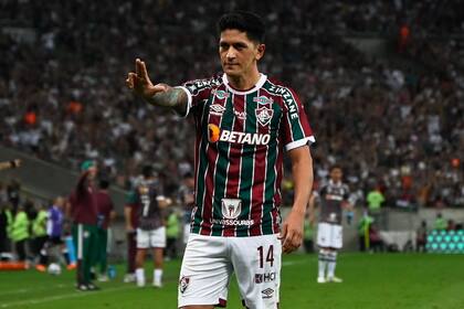 El argentino Germán Cano festeja el segundo gol de Fluminense en el triunfo por 2 a 0 ante Olimpia 