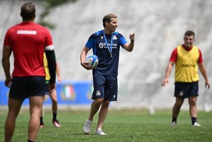 El argentino Gonzalo Quesada le dio su impronta a Italia, de gran actuación en el Seis Naciones