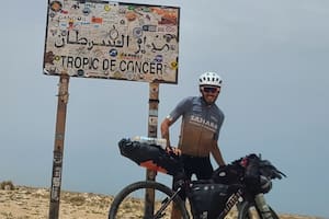 El argentino que cruzó el desierto del Sahara en bicicleta y batió un nuevo récord Guinness