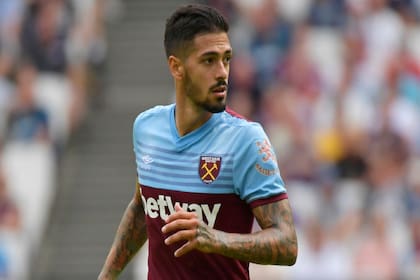 El argentino Manuel Lanzini, futbolista de West Ham, club de Inglaterra que tuvo ocho futbolistas con síntomas leves de coronavirus