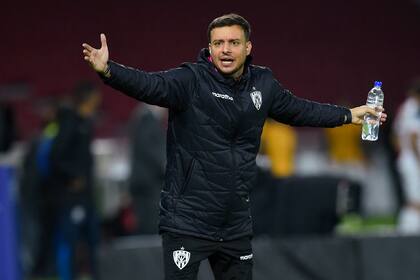 El argentino Martín Anselmi es candidato a asumir en Ecuador