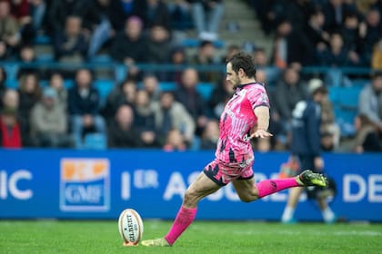 Sánchez llegó a Stade Français como gran figura y llegó a ser el noveno de los rugbiers mejor remunerados del mundo, pero viene de una temporada de ser suplente en el club parisiense.