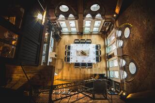 12 personas. El argentino que triunfa en Londres con un restaurante único