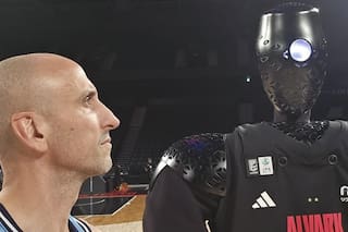 El divertido desafío de tiros al aro entre Manu Ginóbili y un robot