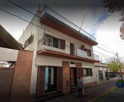 El arma fue hallada en la escuela Sarelli de Maipú, Mendoza
