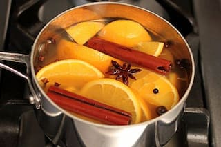 La fórmula compuesta por tres ingredientes que sirve para aromatizar los ambientes