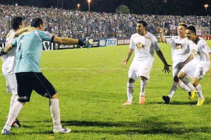 El arquero Marcos Díaz atajó tres penales