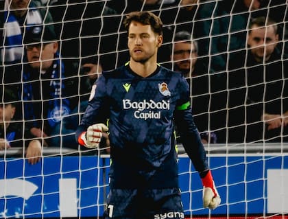 El arquero Remiro fue fundamental para la remontada de Real Sociedad ante Alavés