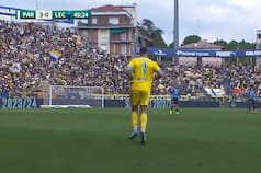 “¡Esperen, falto yo!”: el árbitro de Parma - Lecco arrancó el segundo tiempo sin un... arquero