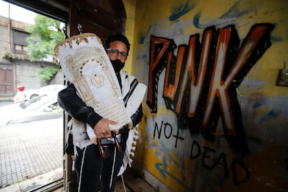 El arquitecto, Kevin Dahab