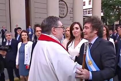El arribo de Javier Milei a la Catedral Metropolitana de Buenos Aires