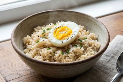 El arroz integral se recomienda por encima del arroz blanco para esta receta