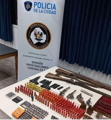 El arsenal encontrado en una casa en Palermo