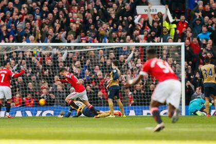 El arte del contraataque: Ander Herrera anotó el 3-1 de Manchester United ante Arsenal