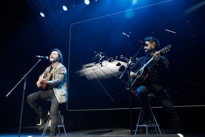El artista argentino se sumó al evento "La Vida es Hoy" y dio cierre al encuentro con un show.
