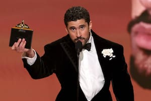 Qué dijo Bad Bunny en los Grammy a favor de los migrantes latinos en USA: a días del halftime show del Super Bowl LX