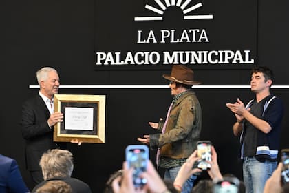 El artista estadounidense Johnny Depp brindará una masterclass y participá de una alfombra roja en el Teatro Municipal Coliseo Podestá de La Plata.