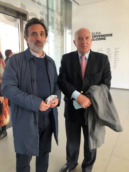 El artista Jorge Macchi y Norberto Frigerio, director de Relaciones Institucionales de LA NACION