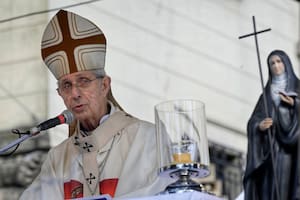 El llamado de la Iglesia a “reconstruir esta Argentina que nos duele a todos”