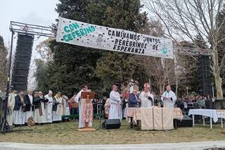 La Iglesia mantiene silencio frente a los audios y la elección bonaerense, pero sigue de cerca la crisis social