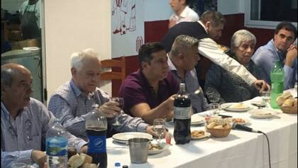 El asado en el club Barracas