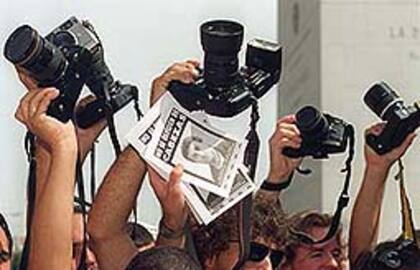 El asesinato del reportero gráfico José Luis Cabezas, en enero de 1997, llevó a Carlos Lauría a buscar apoyo internacional para despertar la atención sobre los ataques a la libertad de prensa