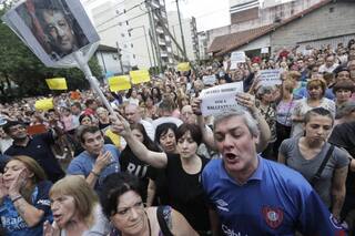 Enviarán más fuerzas federales a San Martín tras una masiva protesta